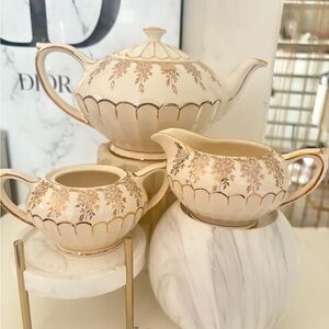 Sadler England Elegant Cream and Gold Tea Set